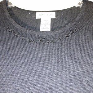 VanHeusen Black Decorated Short Sleeve Sweater Acrylic & Wool